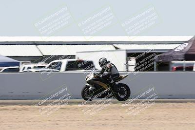media/Apr-20-2025-CVMA (Sun) [[39090e8767]]/Race 16-Formula Middleweight/